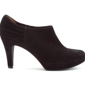 Clarks Wessex Azure Black Suede Pumps/Booties Size 9.5M Formal Comfort